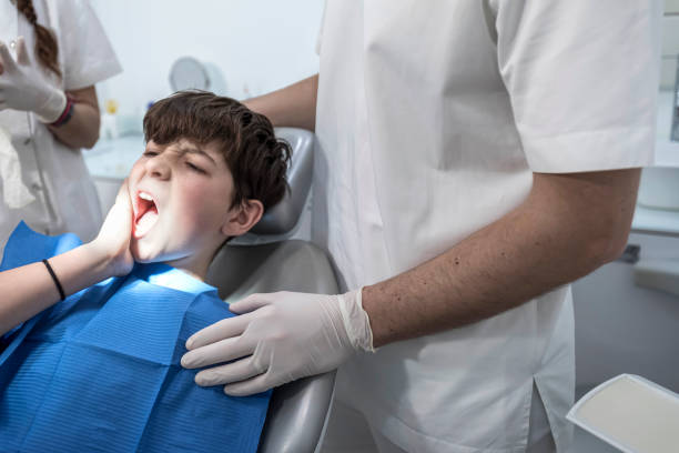 Best Broken or Chipped Tooth Repair in Liberty City, TX